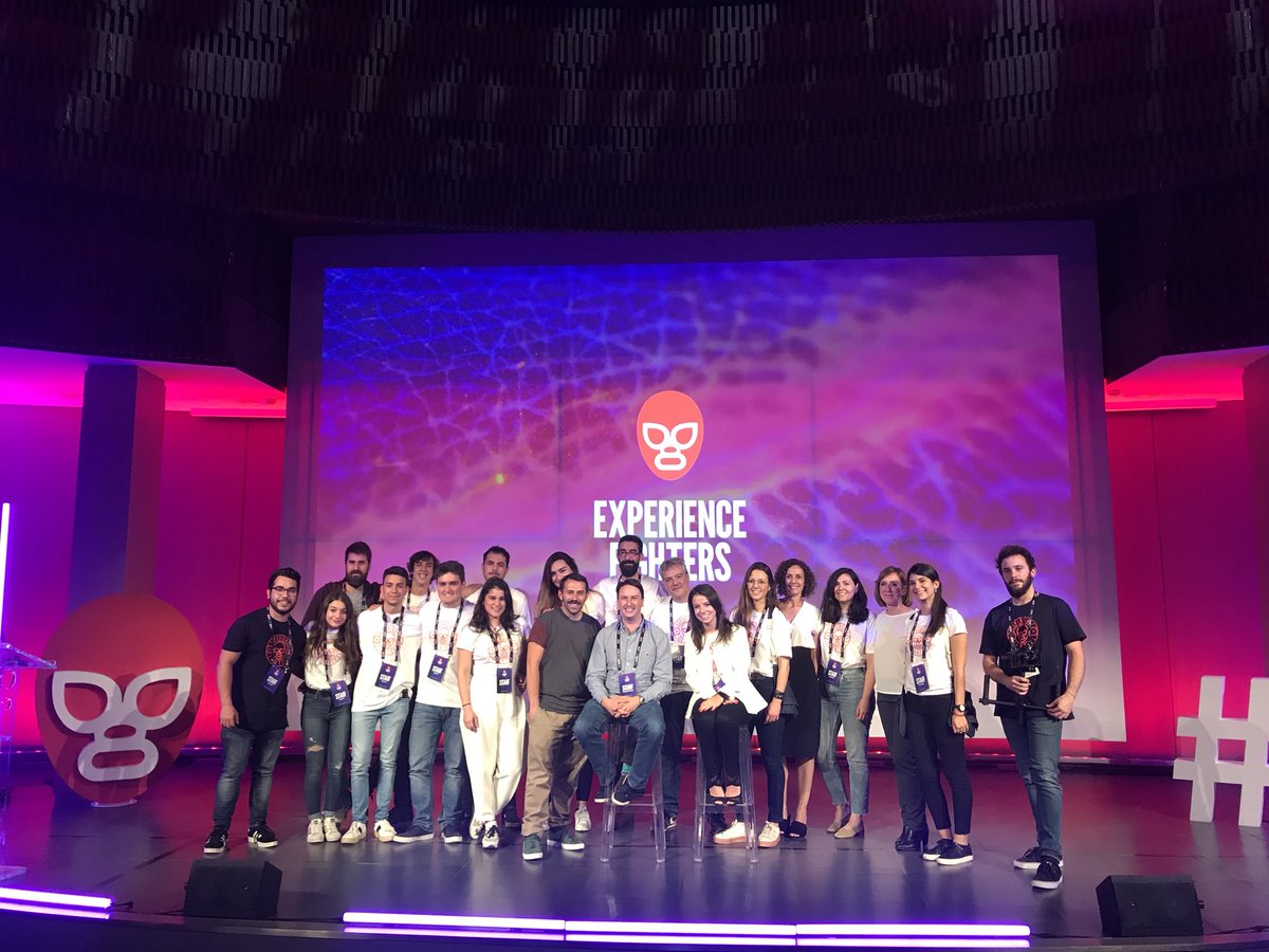 josellinares's tweet photo. El #EXF18 no se hace solo, hay mucho esfuerzo y toda esta gente es la que lo ha hecho posible. Mil gracias! https://t.co/hIeOKvHXN4