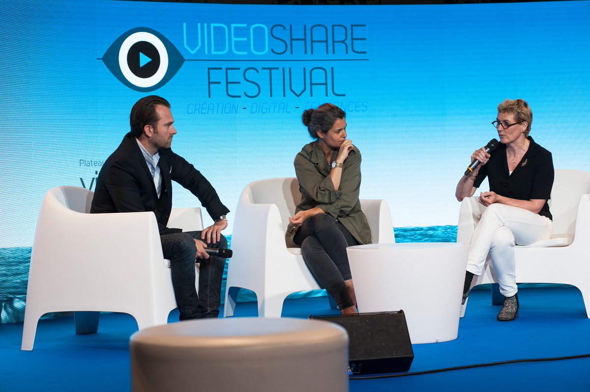 Videoshare-Festival–Une compétition de 250 vidéos mais également 3j d’expressions et d’échanges non-stop sur le Plateau TV, avec les membres du Jury, les partenaires et exposants. A visionner sur la chaîne YT du Festival bit.ly/2sK3PyL Photos : videosharefestival.com
