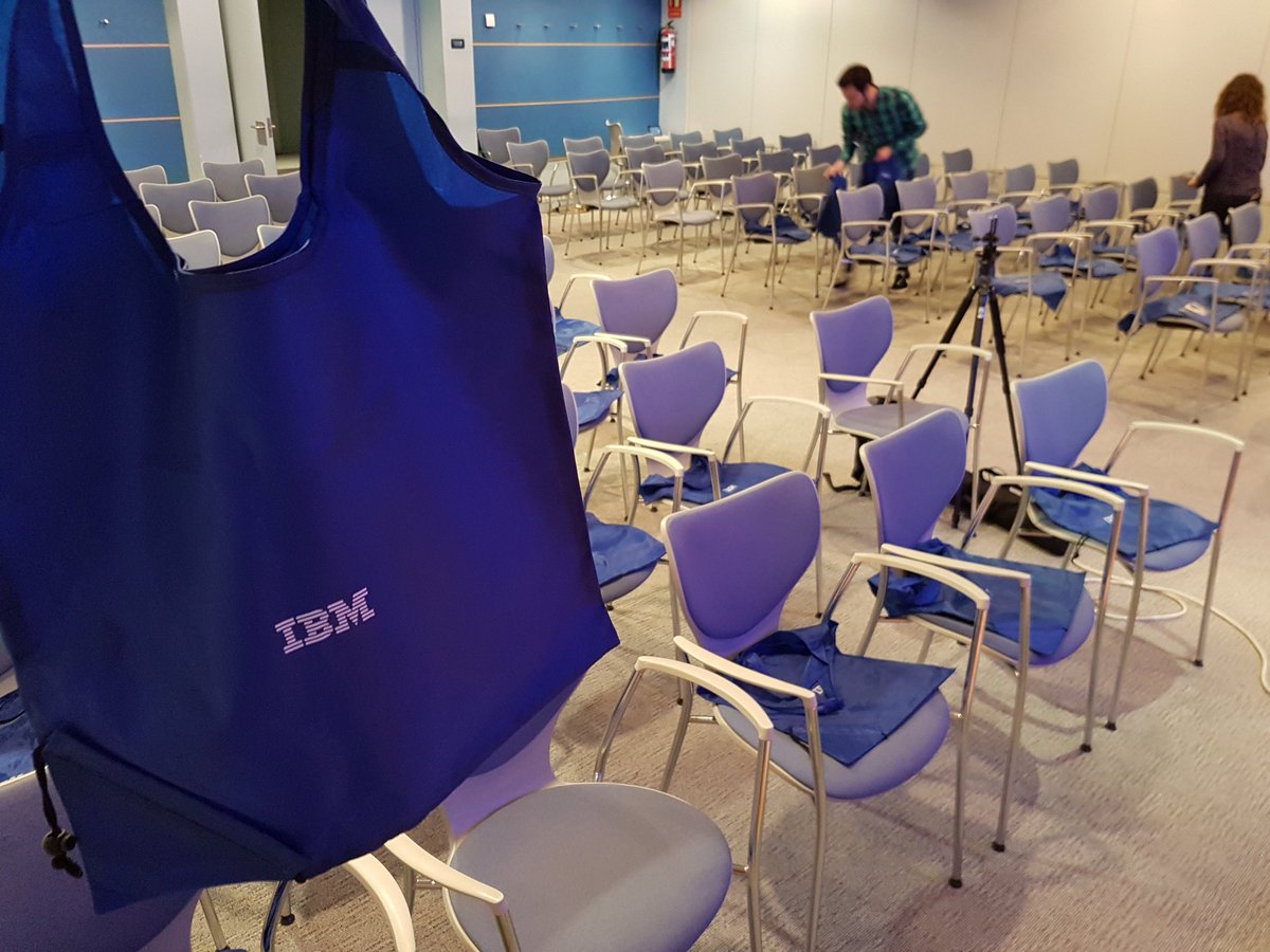 nachoad's tweet image. Hoy hay algún que otro regalito muy útil 😁... E información sobre el proyecto #callforcode
#meetup #BigDataDevelopers #AI #MachineLearning