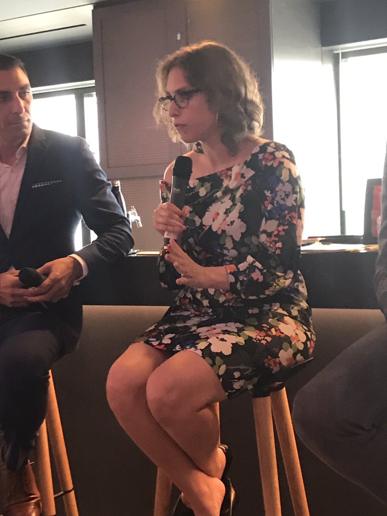 MSL_USA's tweet photo. Jen Slaw says that we need to partner with reporters to fight against fake news. @msl_group @PublicisWW https://t.co/TMbPimslwH
