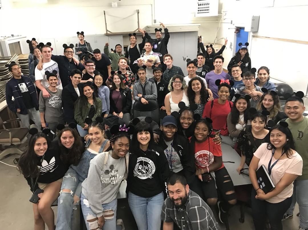 nhhs_sas's tweet image. SAS senior reception!🐭🎓 #nohosas #disneytheme #co2018