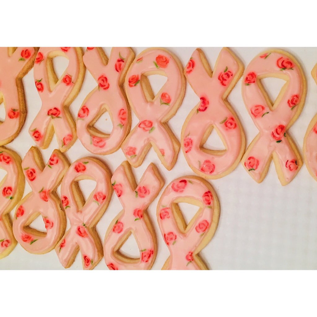 Beautiful cookies made by Katie and Audrey Richards for <a href="/QuatrefoilResto/">QuatrefoilRestaurant</a>’s Tea for Two this Sun, June 10th! Tickets are $85 and all proceeds go to <a href="/BRIGHTRUN/">BRIGHT Run</a> and breast cancer research at Juravinski! There are still a few left - contact Quatrefoil (905 628 7800) if you want one!