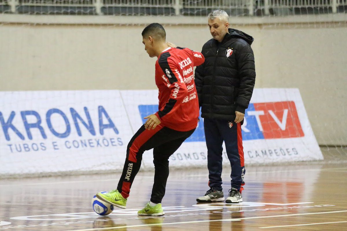 refisiofutsal's tweet photo. daily work https://t.co/THicOaVJWf