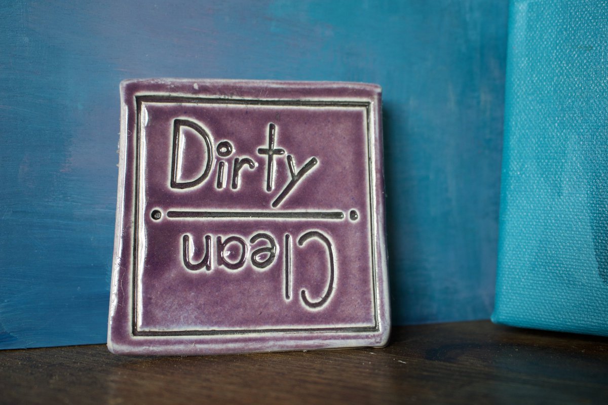 LilBeeDesign's tweet photo. I now have purple dishwasher magnets in my #etsy shop: Purple Clean/Dirty Dishwasher Magnet https://t.co/zZGW8dHpQs #housewares #magnet #dishwasher #clean #dirty #ccgw #handmade #kitchen #clay https://t.co/4s8veUL11P