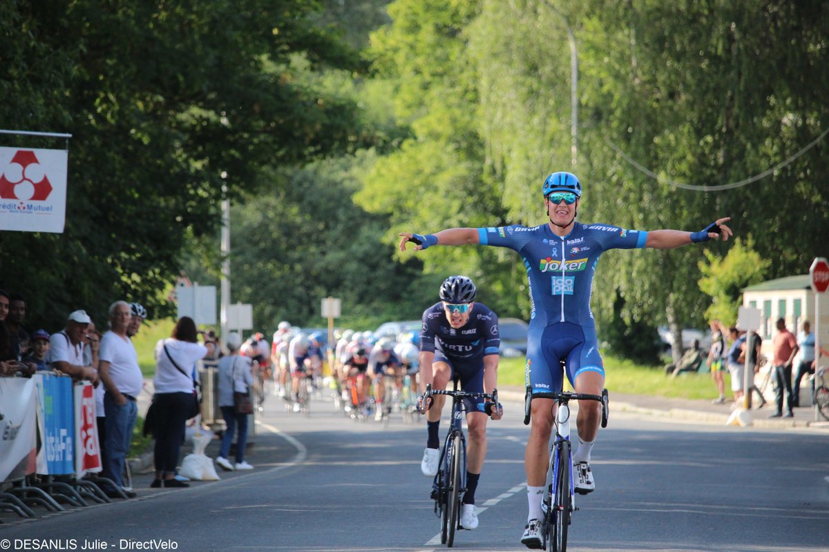 directvelo's tweet photo. Ronde de l'Oise - Et. 1 : Henrik Evensen 1er
==> https://t.co/lRxTy94JAO  

@H_Evensen @jokericopal https://t.co/NdM29tQn9v