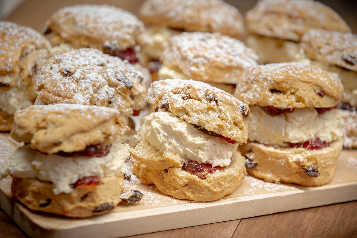 It's hard work exploring all of our nearly 1000 year old cathedral, so why not take a breather in our <a href="/DCathRestaurant/">UndercroftRestaurant</a>? Enjoy a wide selection of food and drink &amp; tuck into treats made on site by our talented chefs #ThursdayTreat durhamcathedral.co.uk/visit-us/resta…