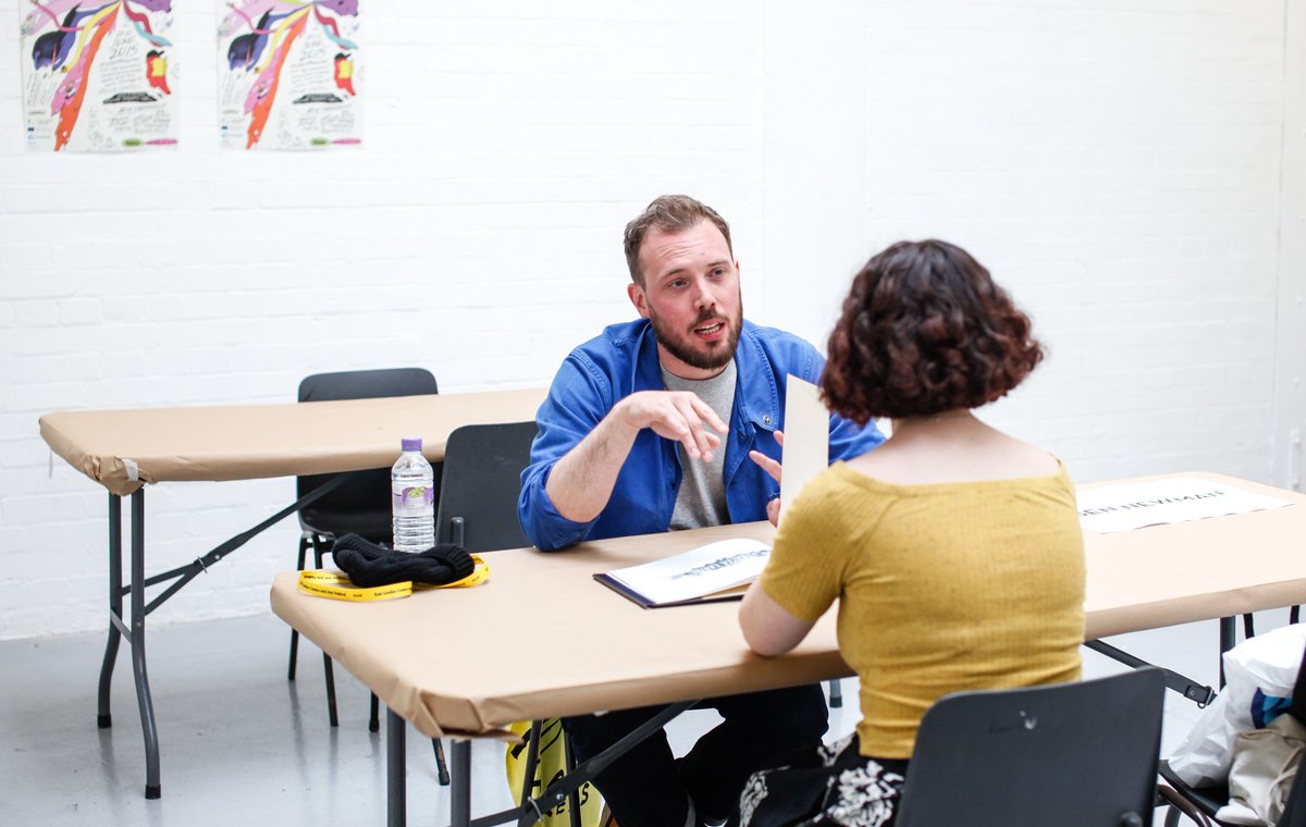 TransbookEU's tweet photo. 💼The springboard meetings are back at the @ELCAFest on 22/06 ! These one on one portfolio reviews are a huge chance for young creatives to meet industry experts and show their work ! 

➡️More infos : https://t.co/zMAD58rMBT https://t.co/n3ZFbHdVJd