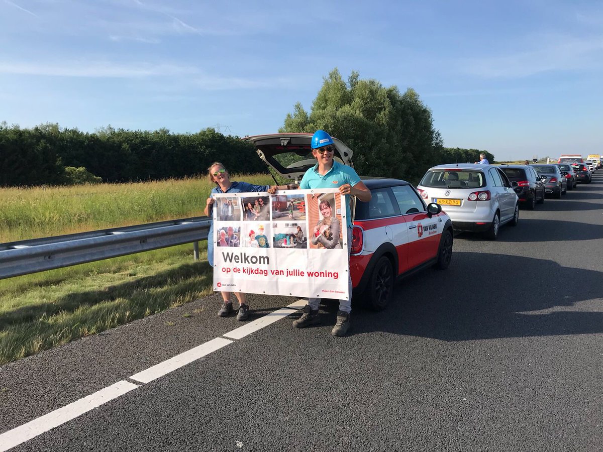 Na een geslaagde kijkmiddag samen op de A6 in de file! <a href="/VanWijnenGroep/">Van Wijnen</a> <a href="/GOudesluijs/">Gabri Oudesluijs</a> <a href="/dzwiggelaar1/">Daniëlle Zwiggelaar</a> <a href="/RedmerD/">Redmer</a> #A6 #File   #wachten