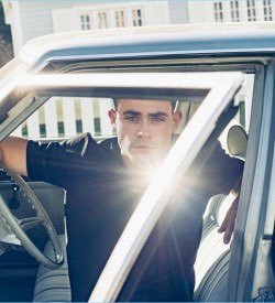 FawcettSpray's tweet image. I have a very handsome boyfriend. #BeanPaste #MyBean #SoLucky #ThirstyThursday #fuckhefine 

- 3,562 like this -