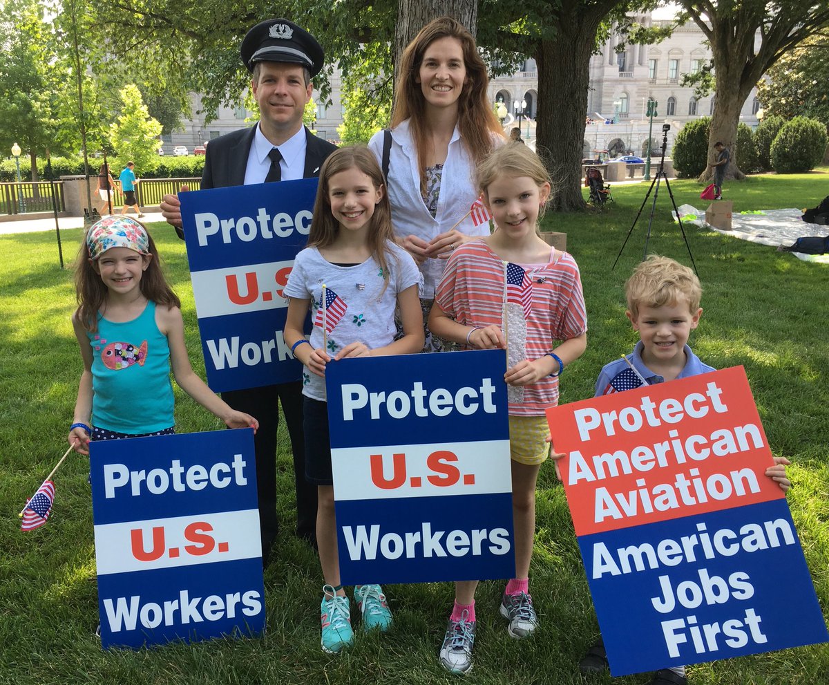 AlliedPilots's tweet photo. The Flags of Convenience Don’t Fly Here Act (#HR2150) is up to 125 cosponsors! Joining the effort to #SupportThisFlag🇺🇸 last month were @RepBonamici of Oregon, @RepJeffries of New York, @RepPeteOlson of Texas, and @BillPascrell of New Jersey. Thanks! https://t.co/0xULFgOjMM