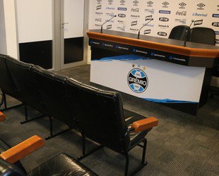 GremioBmr's tweet photo. ATENÇÃO VCS TORCEDORES E PRINCIPALMENTE OS SÓCIOS DO CLUB NOSSO ELENCO SERÁ APRESENTADO AS 20:00 NÃO PERCA!
O DIRETOR DE FUTEBOL MATHEUS MARTINS PROMETEU E COMPRIU! https://t.co/ND3q7s0LXu