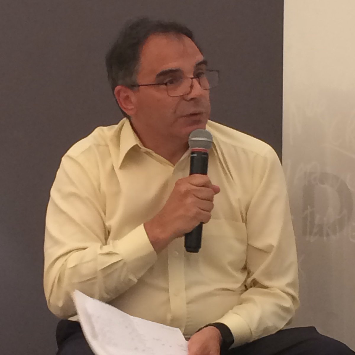 HECParis's tweet photo. By 2050, the oil footprint will be reduced by 30%, to be replaced by electric ~ Patrick Roméo, President of Romeo Conseil #HECRG18 https://t.co/w9lKdGsmwa