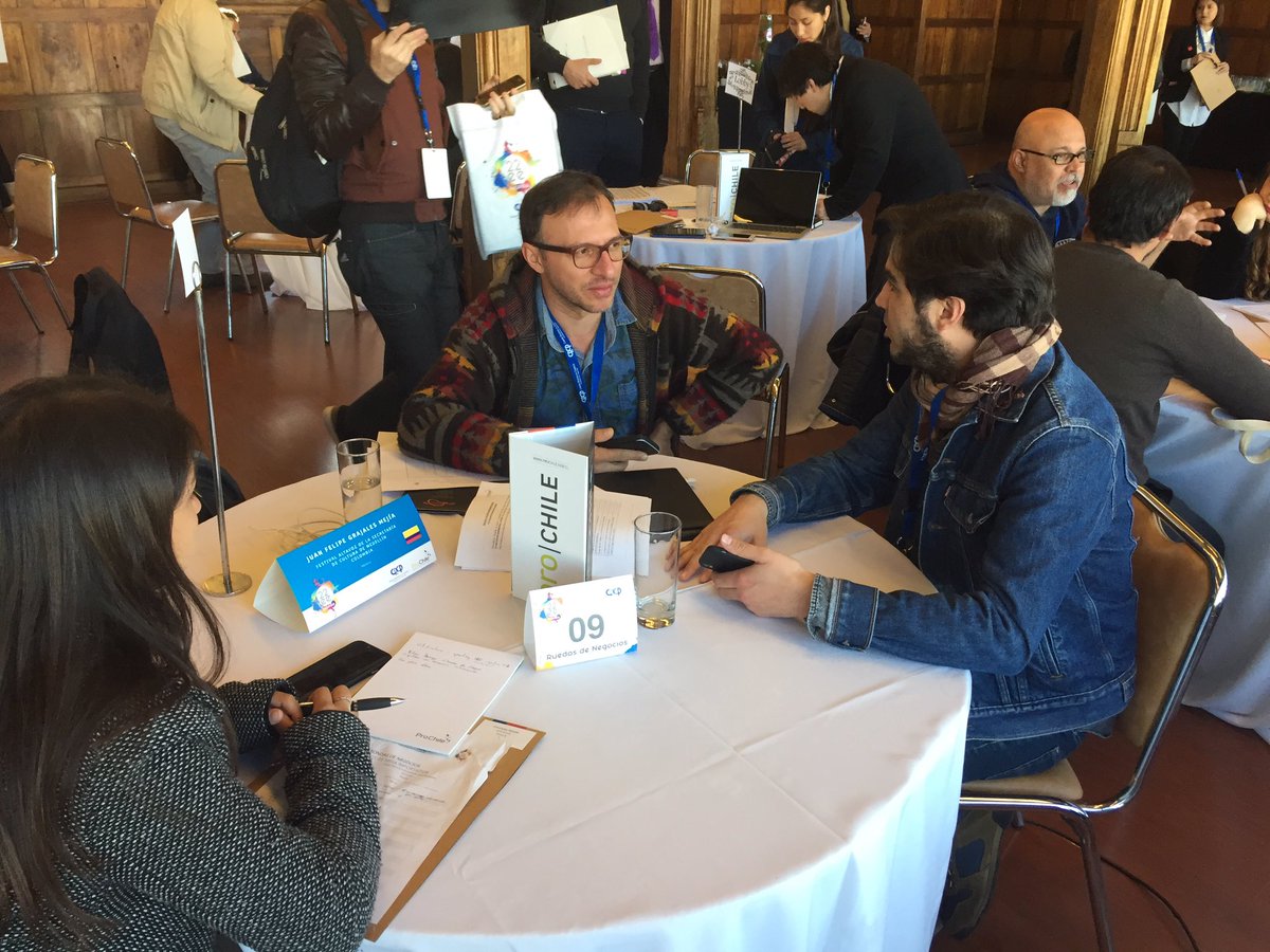 imuvacl's tweet photo. Empresas del sector musical participando en la Rueda de Negocios del @encuentrocrcp con @indieweek Canadá, @ntolerancia México y Festival Altavoz Colombia #22ee https://t.co/dhxTUXic7r