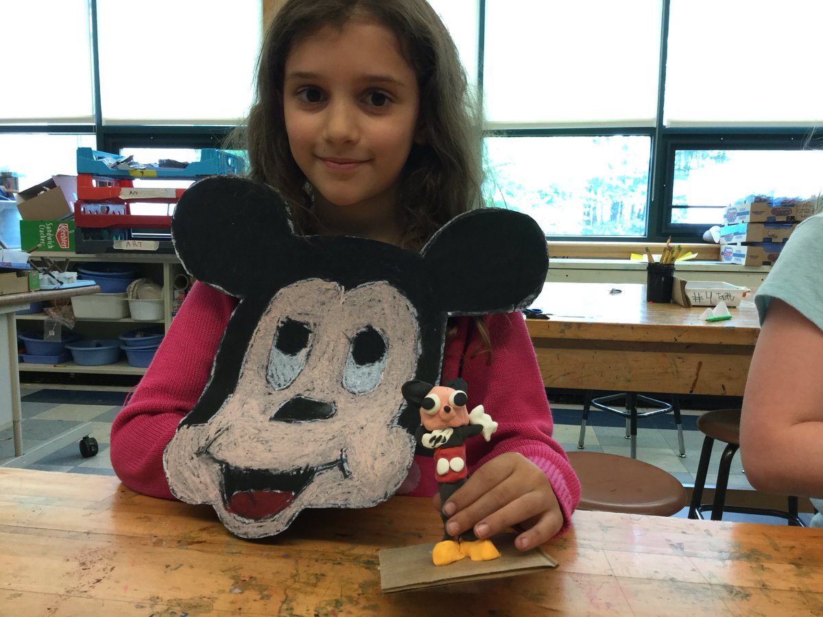 BESMrsKuppens's tweet photo. Walt Disney study was a big hit in grade 2!
#first2D
#next3D ❤️ https://t.co/wwc8VUDiv7