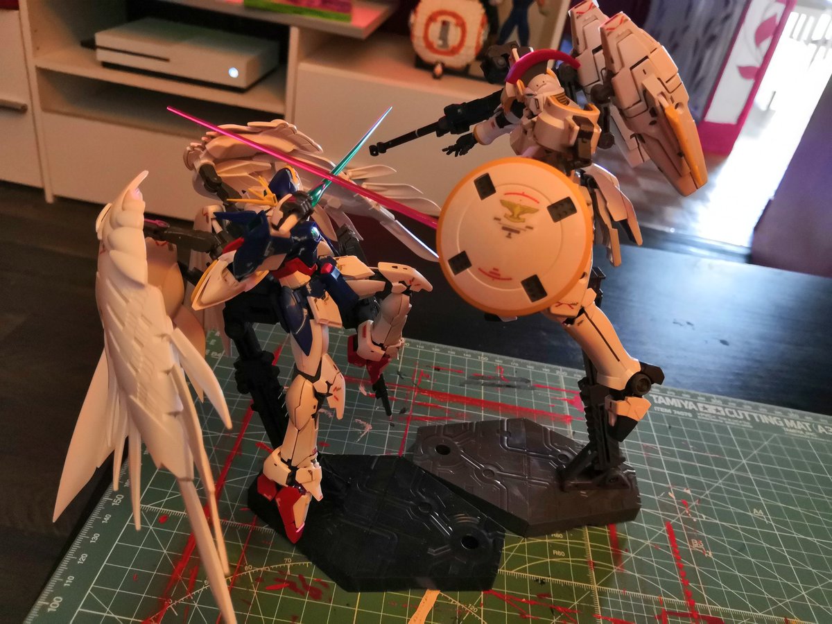 RX27Jeremink's tweet image. Fini!!!! #gunpla #wingzero #tallgeese 😍😍, @RAOHOKUTO @ph0rix @Plueharu