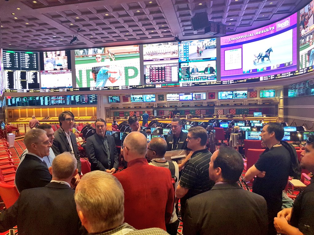 SiliconCoreLED's tweet image. We've kicked off day two at #InfoComm18 with a tour of the @WynnLasVegas #SportsBook. @rpVisuals @Analog_Way, and #TechnologyWestGroup join us to discuss the impressive install. @AVIXA