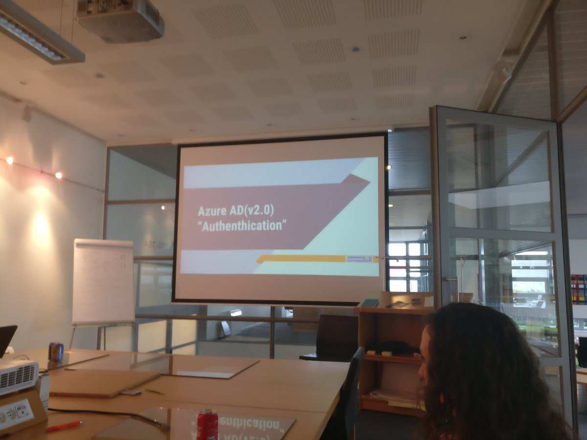 SvenBru's tweet photo. Tech session by @Moris_MarcoBE #azure #authentication https://t.co/VQrInKyneC