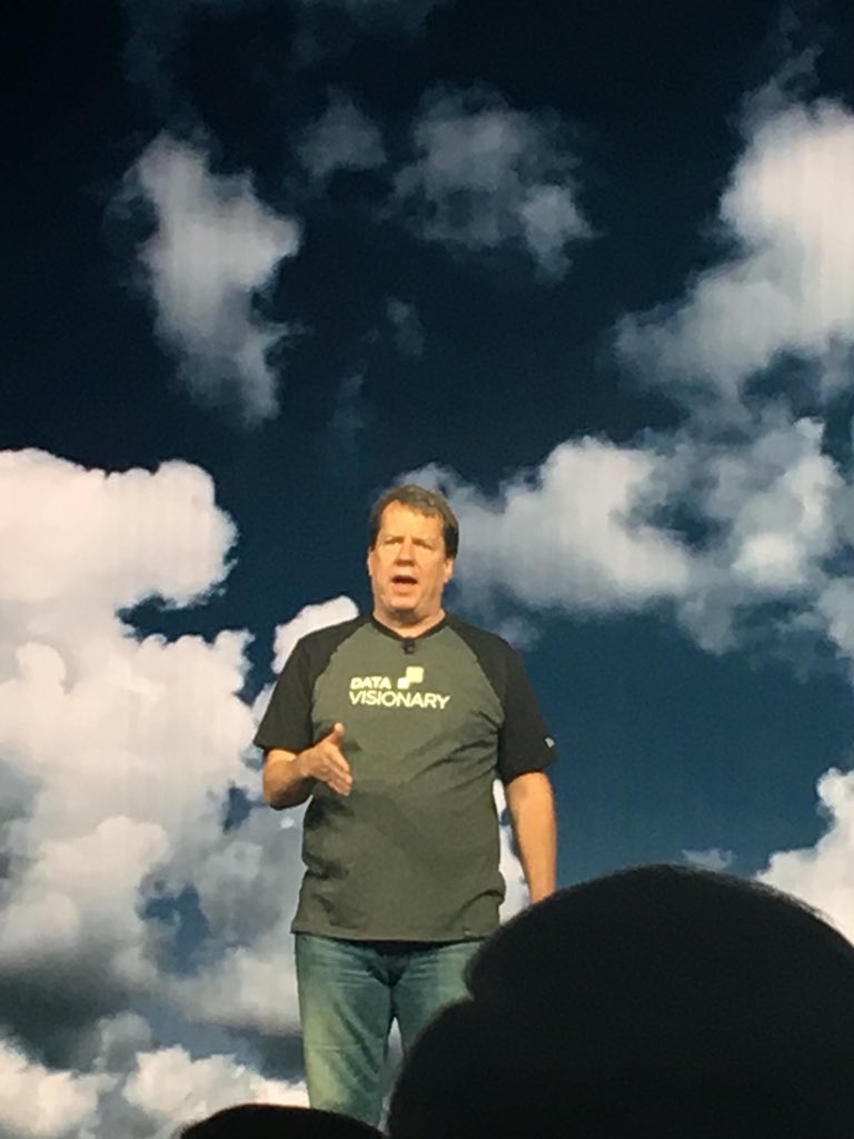 koshvel's tweet image. The original #DataVisionary David Hitz at #NetAppCONVERGE closing note. Infectious passion. Amazing clarity. Lucky to have heard him.