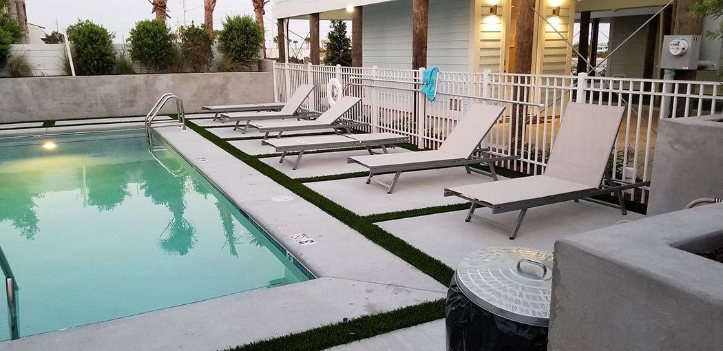 WASdesignLA's tweet photo. What do you do when you are asked to create a pool in a tight space?
You design it to be clean, simple, and sleek. 👍🏊‍♂️🌞 #landscapearchitecture #poolamenity #design #pool #water #summer #placetovisit #beach https://t.co/oI0PS6EIXE