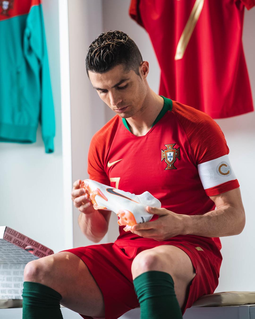 TCR. on Twitter: Ronaldo will debut his new World Cup Mercurial tonight against Algeria. / Twitter