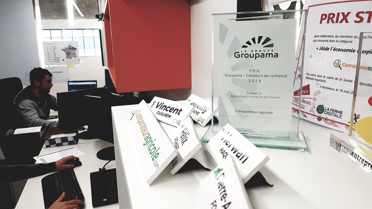 🏆 Il est chez nous ... Le prix <a href="/Groupama/">Groupama</a> 2018 "Créateur de Confiance". #Merci pour cette belle récompense pour notre équipe et nos partenaires qui nous suivent depuis 2 ans.
<a href="/lecho_fr/">L'Écho Républicain</a> <a href="/Horizons_agri/">Horizons Journal</a>  <a href="/Herve_Pillaud/">PILLAUD Hervé</a> <a href="/AgriStartSumm/">Sommet international de l'innovation agricole</a> @agreenstartup <a href="/MiiMOSA_fr/">MiiMOSA</a>