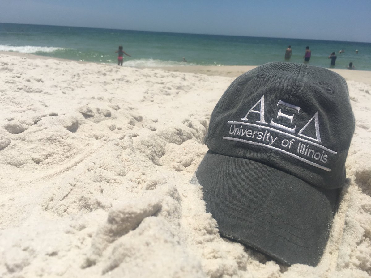 Alpha Xi Delta-UIUC tweet media