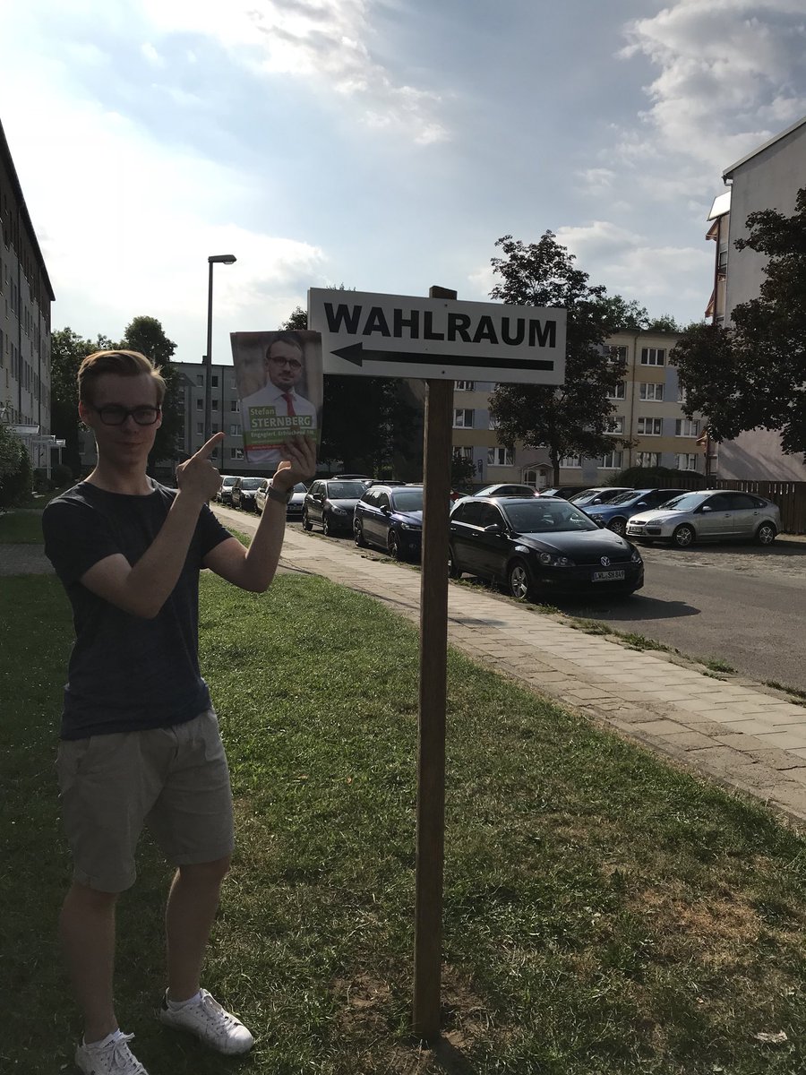 ahrens_theo's tweet image. Heute wieder unterwegs für unseren Landratskandidaten #stefansternberg! #bestermann #starkfürlup #spdlup #jusoslup #wirfürlup #immervorort #Stichwahl @SPDMV