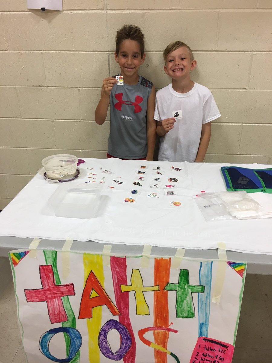 3rd grade Market Fair:  real time learning about supply and demand. <a href="/CBWarwickElem/">Warwick Elementary School CBSD</a>