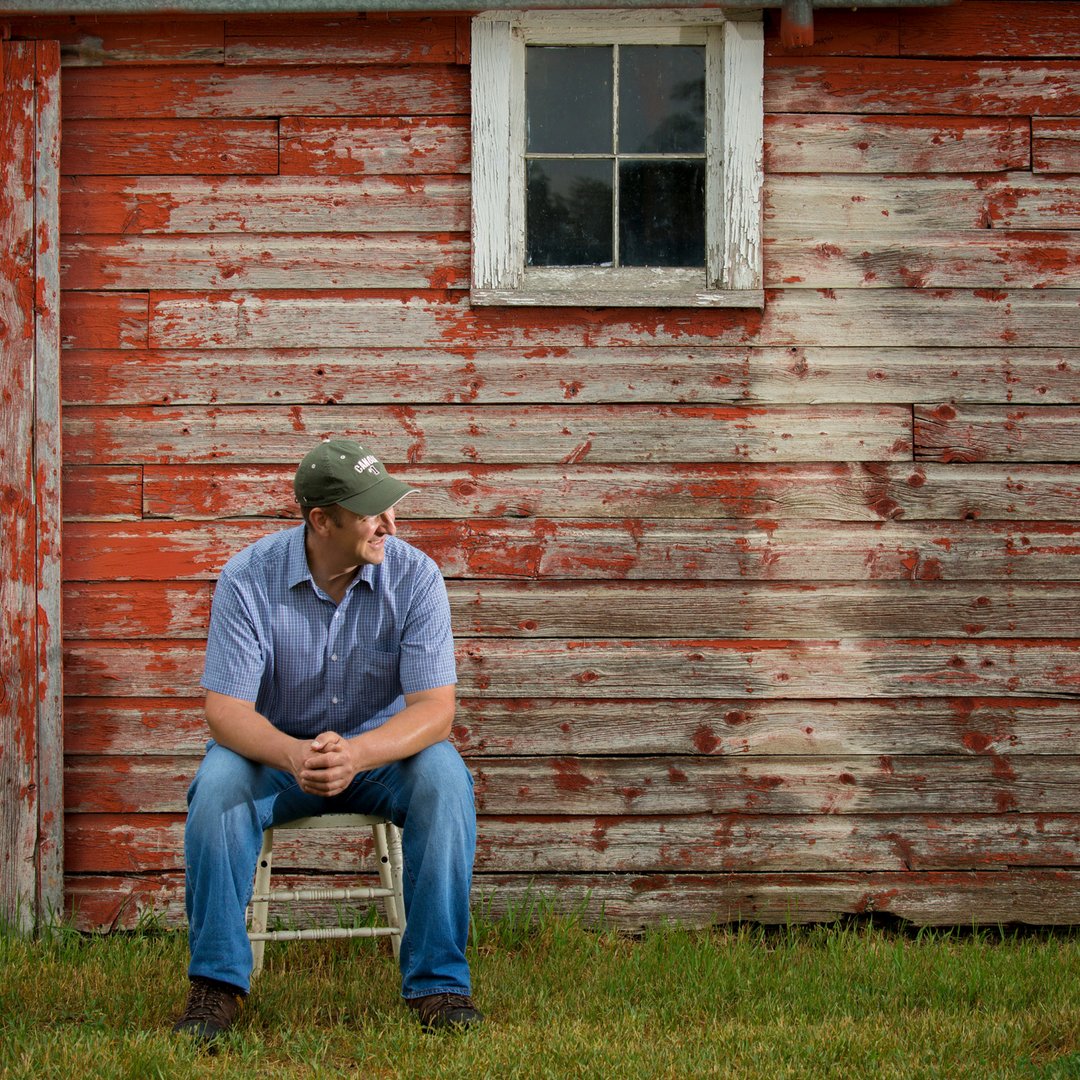 licensetofarm's tweet image. "The farmer, who lives life close to the land, producing off the land, understanding the systems they need, understanding the pressures they have from the modern world - should be talking to the urban foodies who misunderstand modern ag," says @mark_lynas. #LicenseToFarm