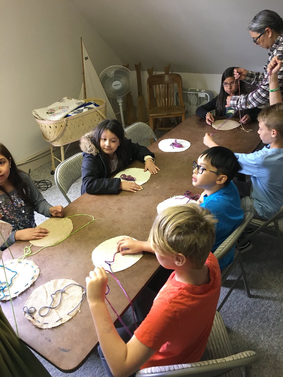 careyononon's tweet photo. 4th grade field trip to the Sherwood Heritage center. @MetzgerMustangs @TTSDEBSTier1 https://t.co/LTGtpfOgs4