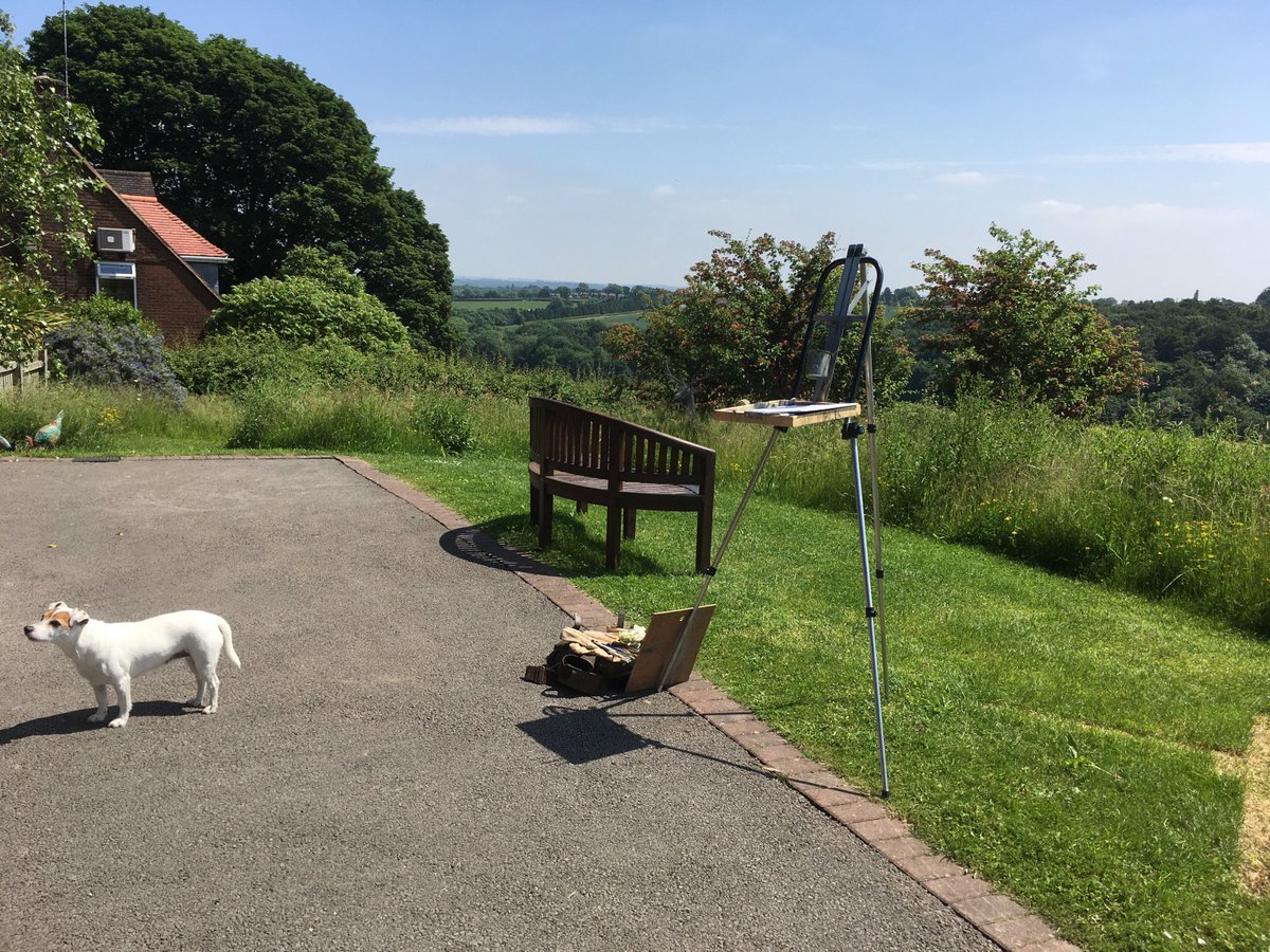 Went to see <a href="/ArtNHodgkinson/">artbyneilhodgkinson</a> show at the lovely TheArtRoom at Barlow nr Chesterfield with <a href="/valeriedalling/">valerie dalling💚</a> &amp; met CarlLongate &amp; faithful Millie. Show on until this Sunday #derbyshire #professionaltimeout #enpleinairpainting #landscapes #artshows