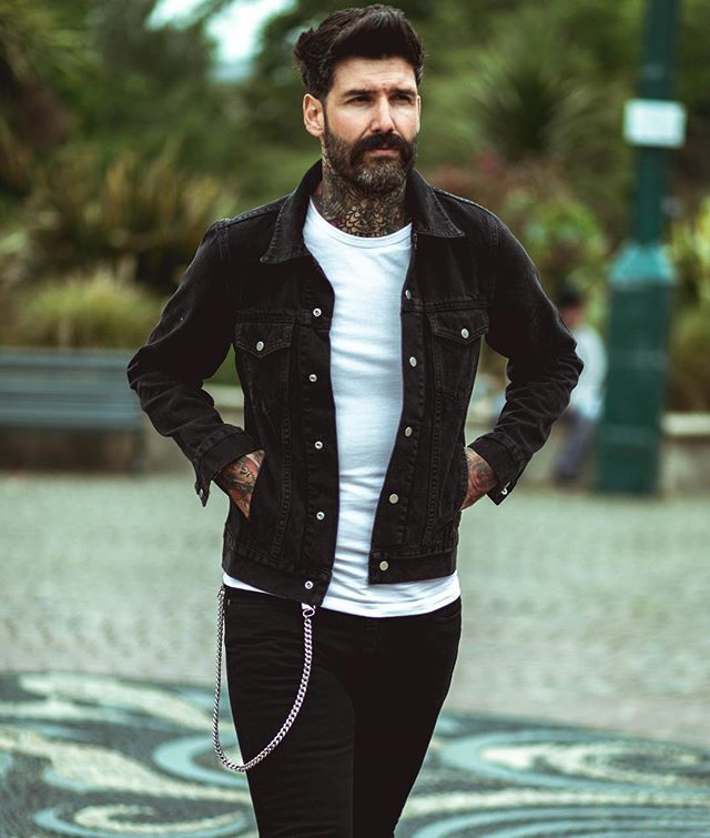Carlos_R_Costa's tweet photo. Back and white delight @forage
__________
•
•
•
📷 @connorjamesmason #carloscosta #roque_80 https://t.co/tqo5orfgPL https://t.co/MVIEPW382W