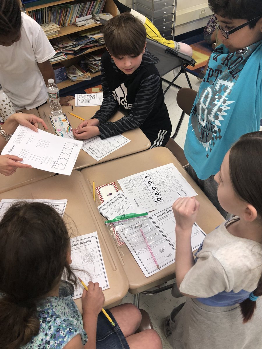 Mrs_Whalen's tweet image. Racing to solve puzzles and clues to make it off Emoji Island! #escapefromemojiisland #mathisfun #learningstudios #LDS @ldsjkuhn @LDS_jmurphy