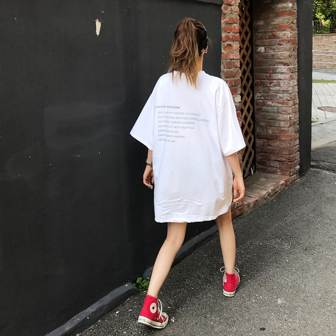 Twitter 上的 Dholic 夏のカジュアルルックにおすすめ レタリングが入ったハイセンスなビッグtシャツ ショートパンツと合わせてワンピ風 な着こなしが可愛い ハイカットシューズと相性バツグンです Julyバックレタリングtシャツ 全2色 2 365 税込 T Twitter 上的 Dholic 夏のカジュアルルックにおすすめ レタリングが入ったハイセンスなビッグtシャツ ショートパンツと合わせてワンピ風 な着こなしが可愛い ハイカットシューズと相性バツグンです Julyバックレタリングtシャツ 全2色 2 365 税込 T