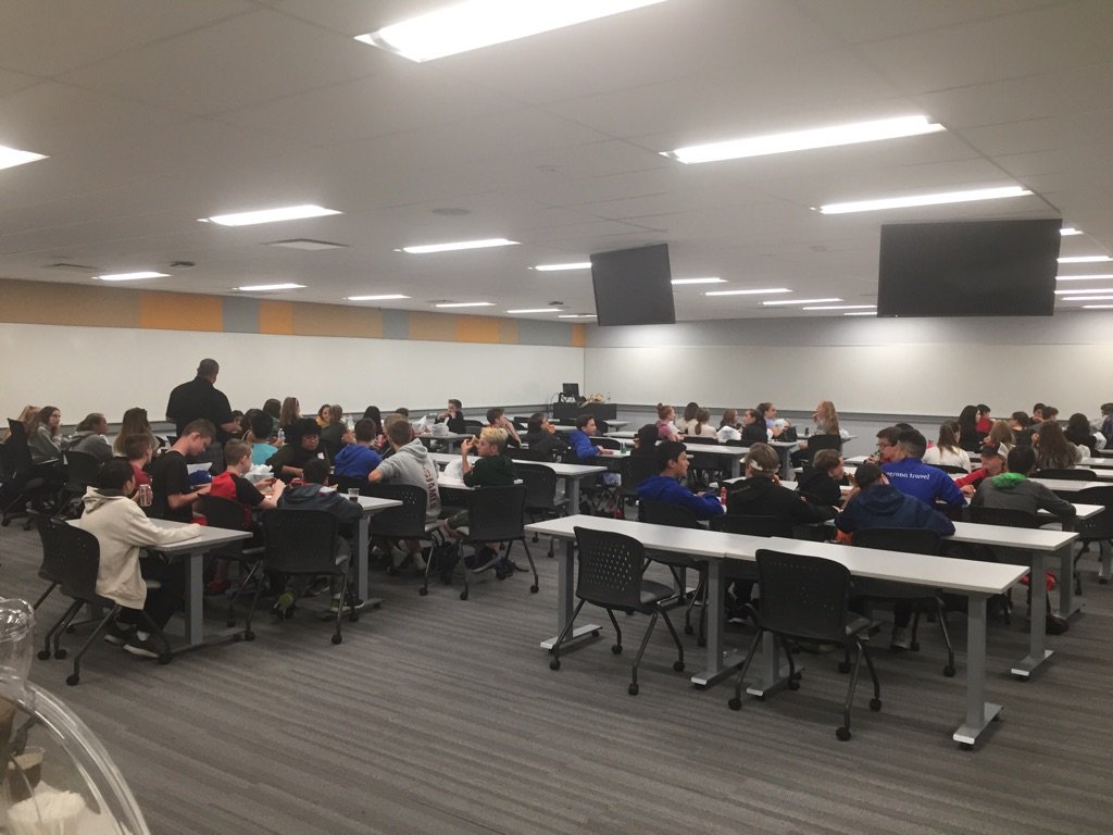PathwaysYCDSB's tweet photo. Almost 100 students from @SNS_ycdsb and @gsdycdsb attending the @humbercollege Experience Day. Participating in the #Horticultural, #Arborist, #MediaandTechnology Programs. https://t.co/XMimTSmx4e