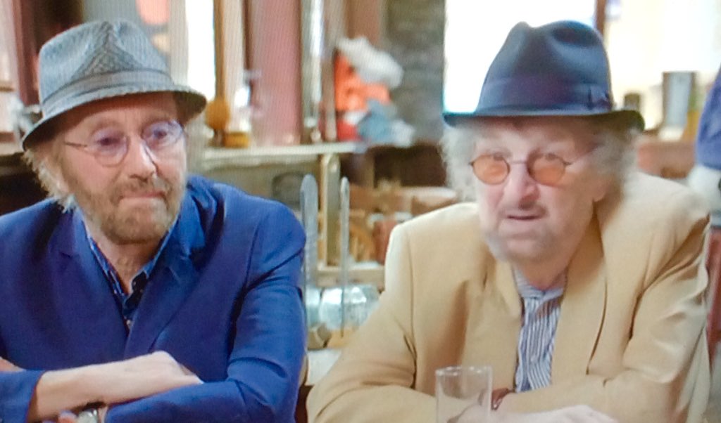 sanshui596's tweet photo. Back where it all began, Chas n Dave at The #BishopBonner #pub in #BethnalGreen.#london
#ChasandDave an English #poprock #duo, #creators & #performers of a #musicalstyle labelled #rockney, mixing pub #singalong, #musichall #humour, #boogiewoogie #piano & #preBeatles #rocknroll". https://t.co/QpUNPGo4Ao