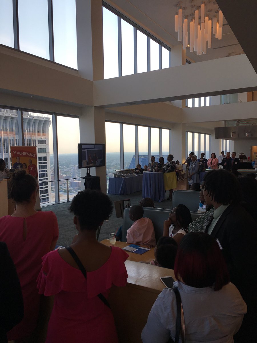 ⁦@pfvYMCA⁩ Y Achievers graduation celebration. Thank you #comcast and all the sponsors for making the program and this celebration possible