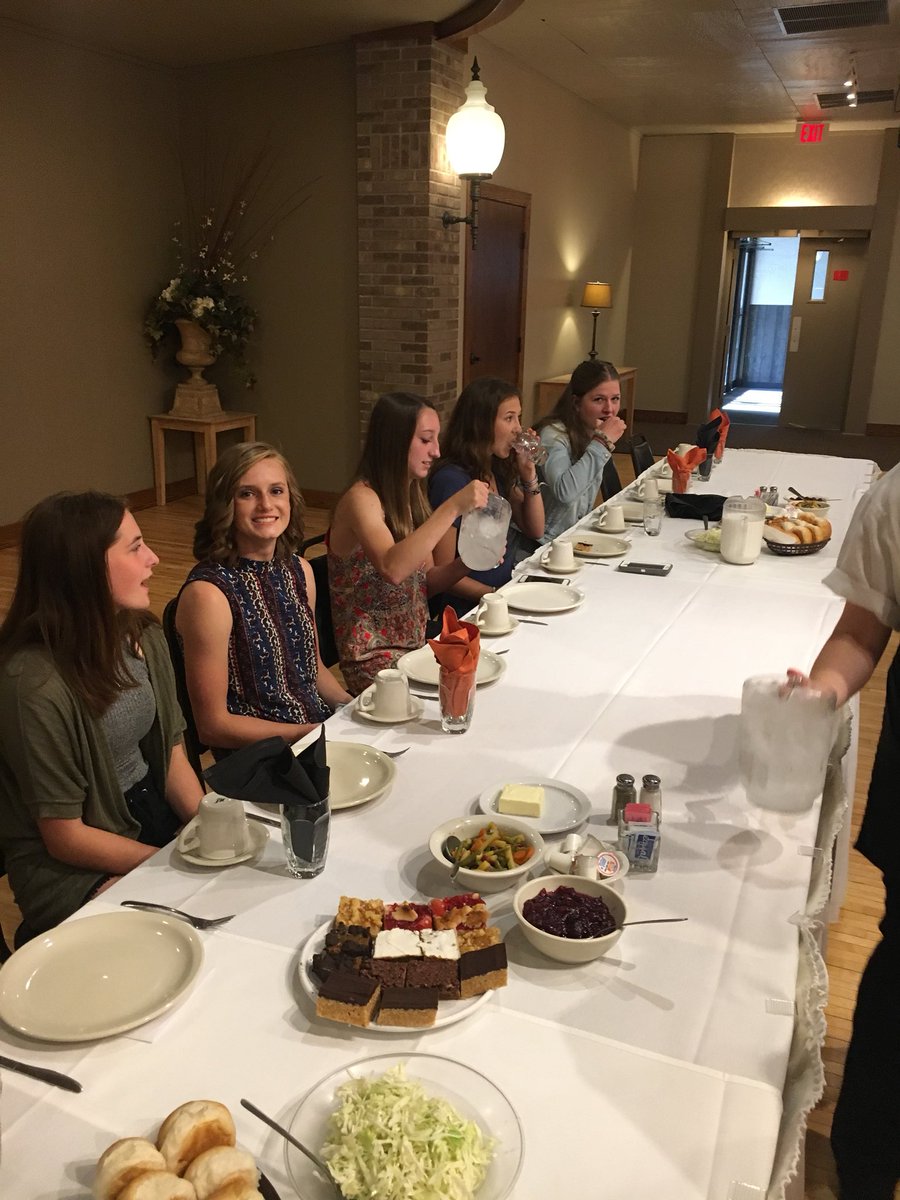 Amazing night for our Banquet! #KaukaunaStrong <a href="/KaukaunaTrack/">Kaukauna Track</a> <a href="/kaukgirlstrack/">Kaukauna Girls Track</a>