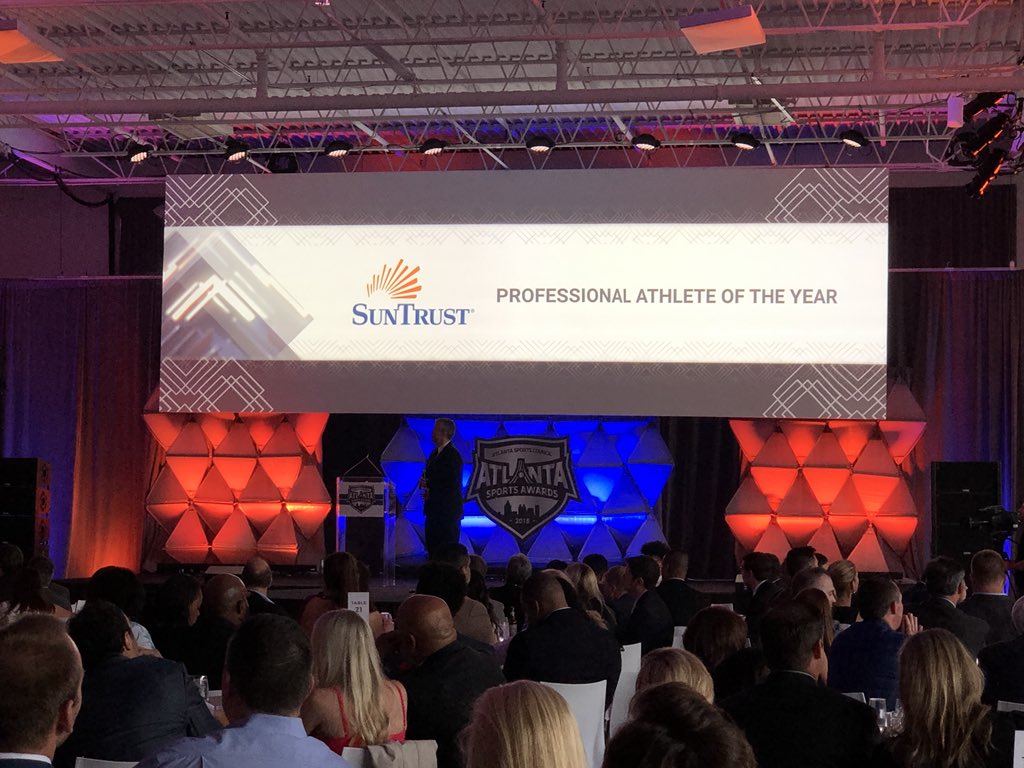 ETAHQ's tweet photo. Congrats, Miguel Almirón for being named Professional Athlete of the Year presented by @SunTrust! @ATLUTD #AtlSportsAwards https://t.co/iWjTxaPXh3