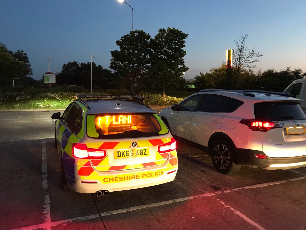 CheshireRCU's tweet photo. This driver thought it was acceptable to hog the middle lane on M6 and speed past a marked police vehicle.
If you are overtaking a number of slower-moving vehicles, you should return to the left-hand lane as soon as you are safely past.
#UseLeftLane #Reported #DueCare https://t.co/PJuurRex5J