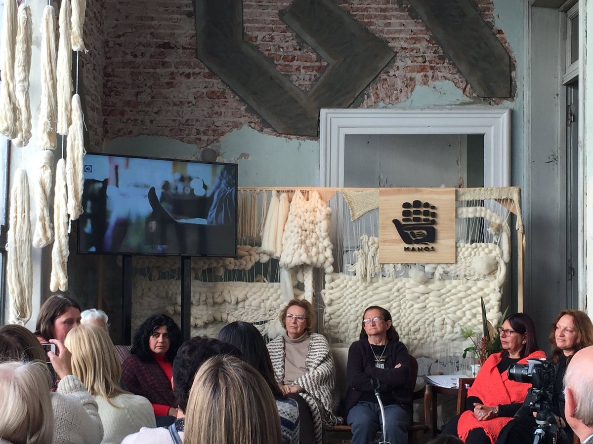 Magda_Furtado's tweet photo. Felices 50 años Manos del Uruguay #manos50 oportunidades para las #mujeres https://t.co/eC4zQhgV7G