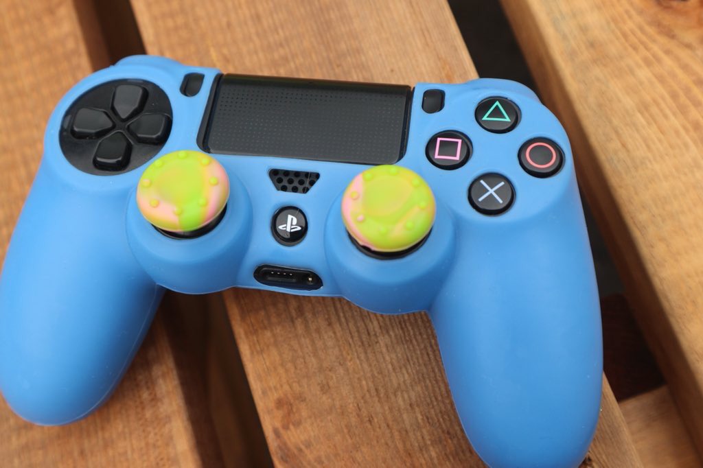 FatalGrips tweet picture