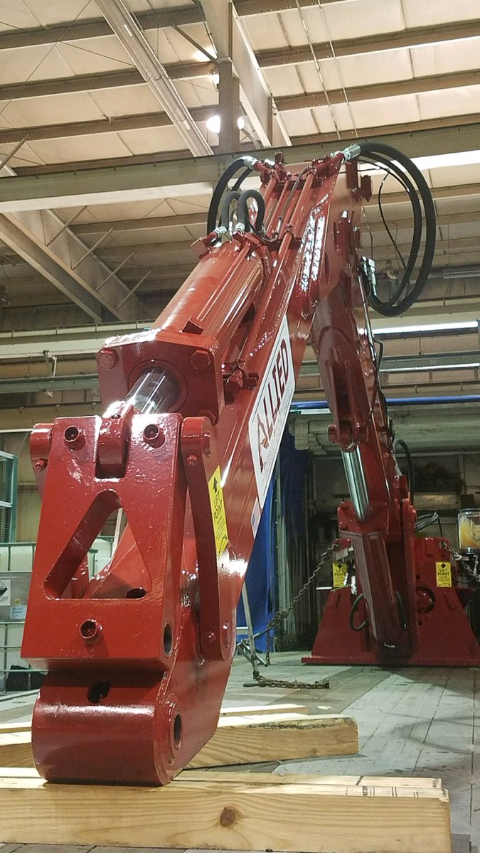 AlliedBooms's tweet photo. This beautiful #PowerBoom is waiting on the truck and ready to roll out. Look out, New Jersey, there is a boom about to be laid. #PedestalBoom #Manufacturing #Mining #Quarry https://t.co/DSX5i4DtrS