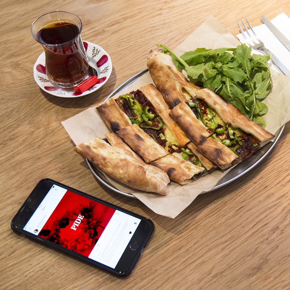 BibliothequeLDN's tweet photo. Yamabahce. Turkish street food concept by relentless innovator, Alan Yau. Open in St Christophers Place, London for Pides, Small Plates, Flatbreads and Salads. #Yamabahce #TurkishStreetFood #BetterPide #AlanYau #BibProjects https://t.co/z3dfNbTadU