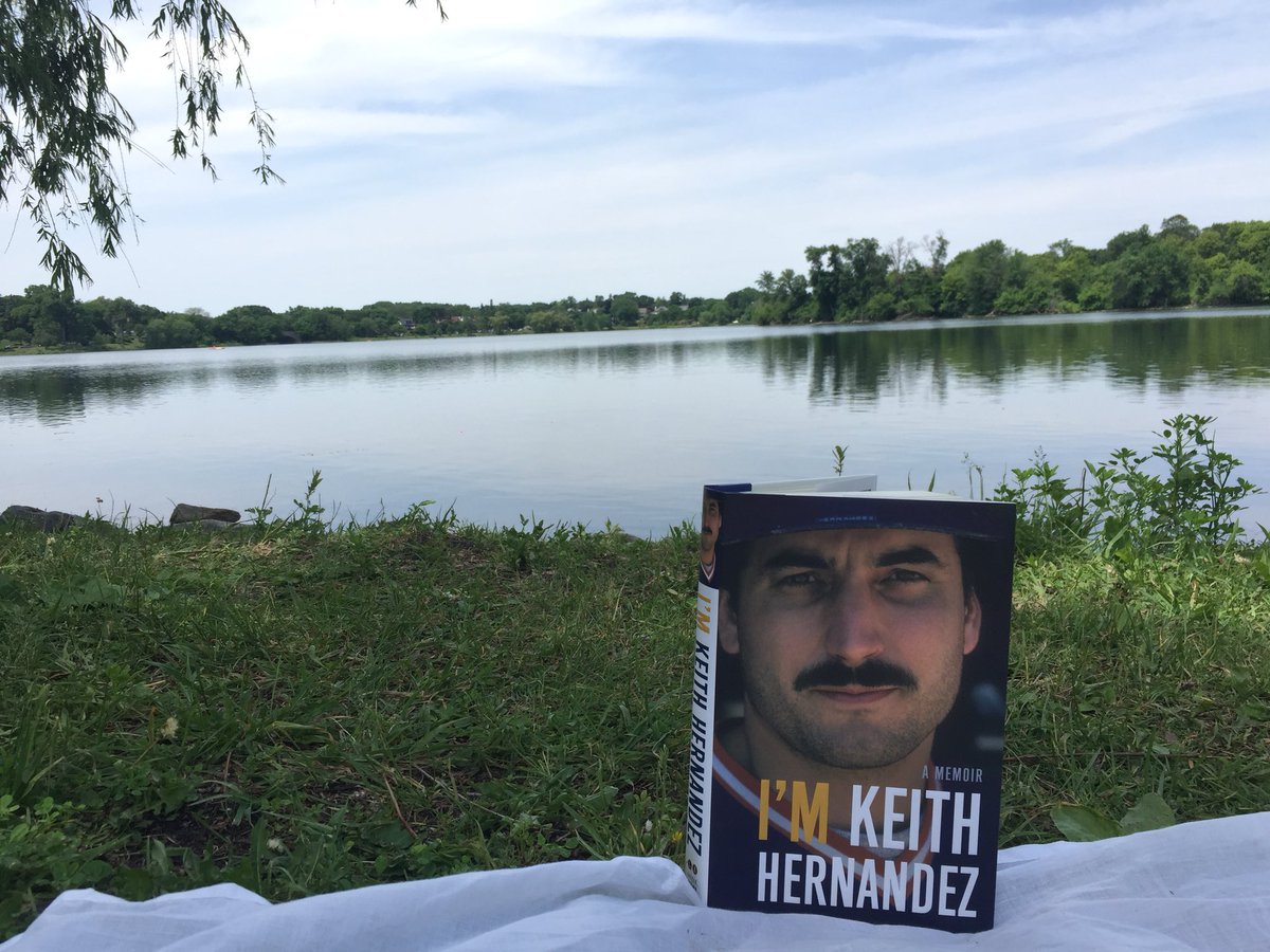 _nickwolfson's tweet photo. Not a bad way to spend an off day @keithhernandez https://t.co/4wTkf98jKa