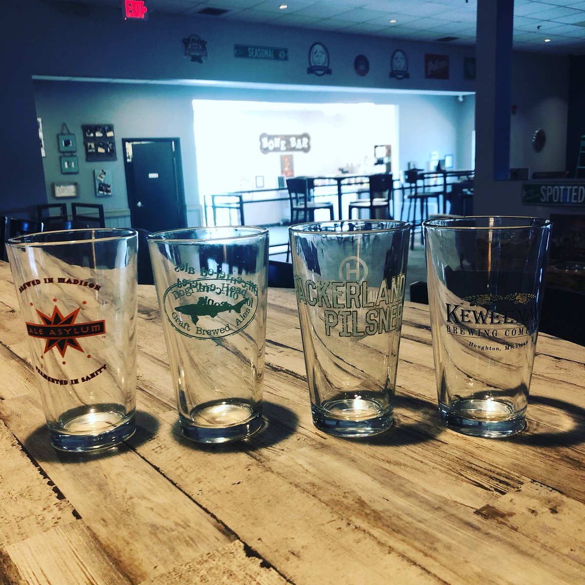 bark_brew's tweet photo. 🍻🐾 HAPPY THURSDAY 🐾🍻

Thirsty Thursday and a Gorgeous Day calls for some perks!!

With the purchase of any pint on tap today you will receive a free pint glass from one of the wonderful breweries around the area!!

(While supplies last) 

Cheers 🐶🐶 https://t.co/41R1qVrCRG