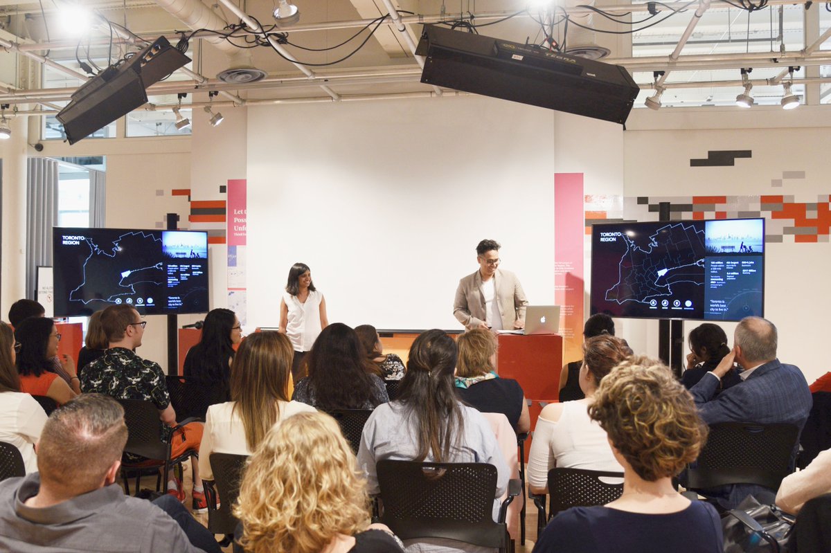 brookfield_si's tweet photo. Throwing it back to last week’s client presentation. Congratulations Class of 2018 on a successful year and a great presentation. Checkout our Facebook album for more images: https://t.co/Zm1VZAzNNp #iwbTO #institutewithoutboundaries #GBC #DesignGBC https://t.co/BprbwflgQO