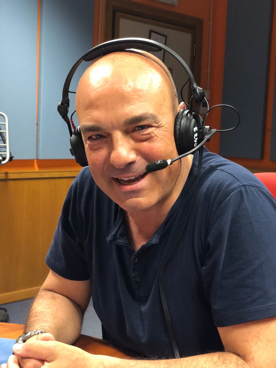 RaiRadio2's tweet photo. A #MiracoloItaliano con @fabiocaninoreal e LaLaura è venuto a trovarci Massimo Piparo, direttore artistico di @PeepArrow, colui che ha portato in Italia musical quali #MammaMia e #JesusChristSuperstar. E per la prossima stagione cosa bolle in pentola? https://t.co/KlqKNNxO8x https://t.co/ul0jrD9Z62