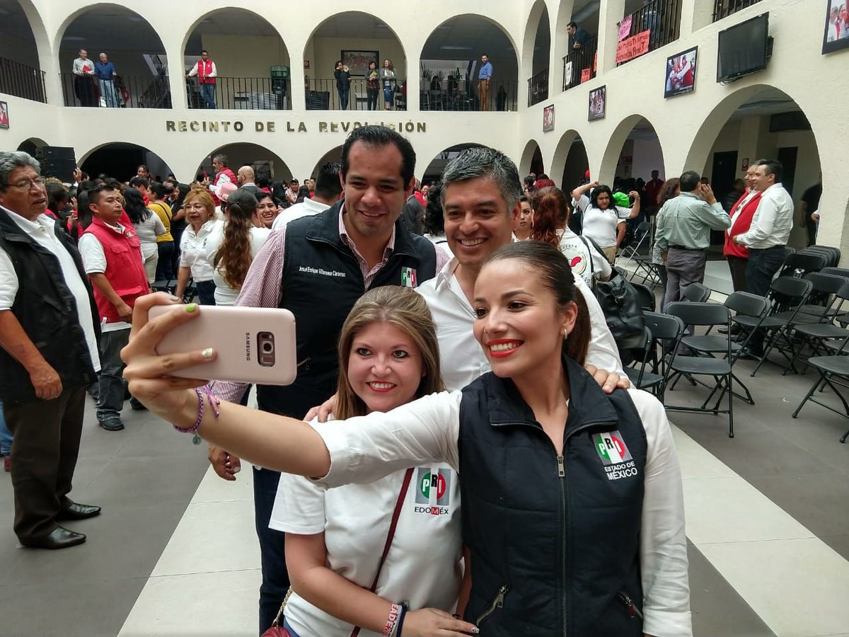 JosueEnriqueV's tweet photo. Sectores y Organizaciones recibimos con gusto a @JuarezCisneros Presidente del @PRI_Nacional así como a los Próximos Senadores @CCQ_PRI y @AlejandraDMV https://t.co/U7s4OFApV5