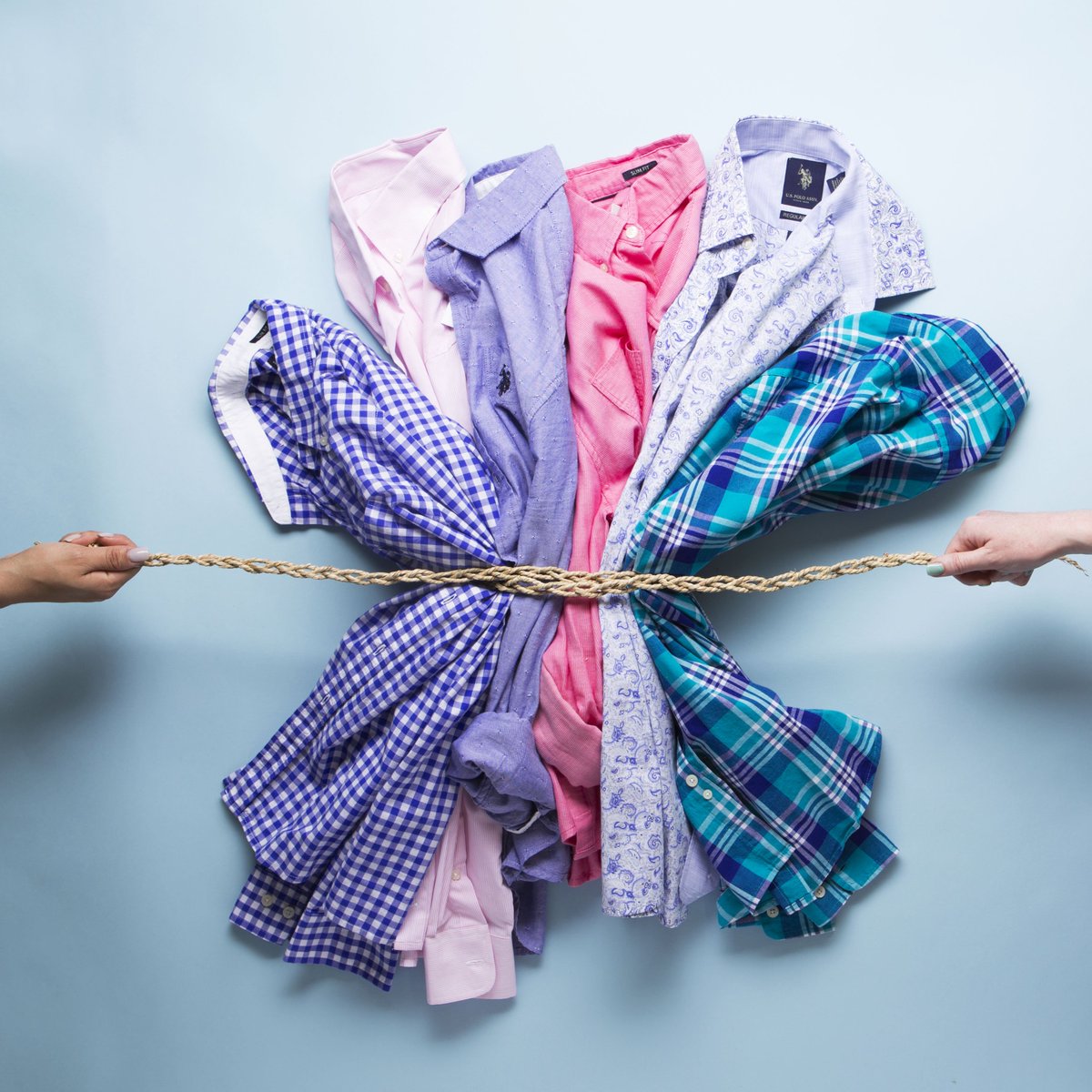 USPoloAssnUSA's tweet image. Get tied up in the season&apos;s brightests! 
. 
. 
. 
. 
#almostsummer #prints #buttondowns